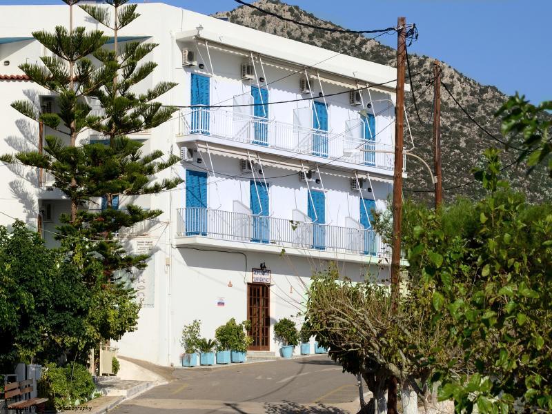 Paraskevas Boutique Hotel Тірос Екстер'єр фото